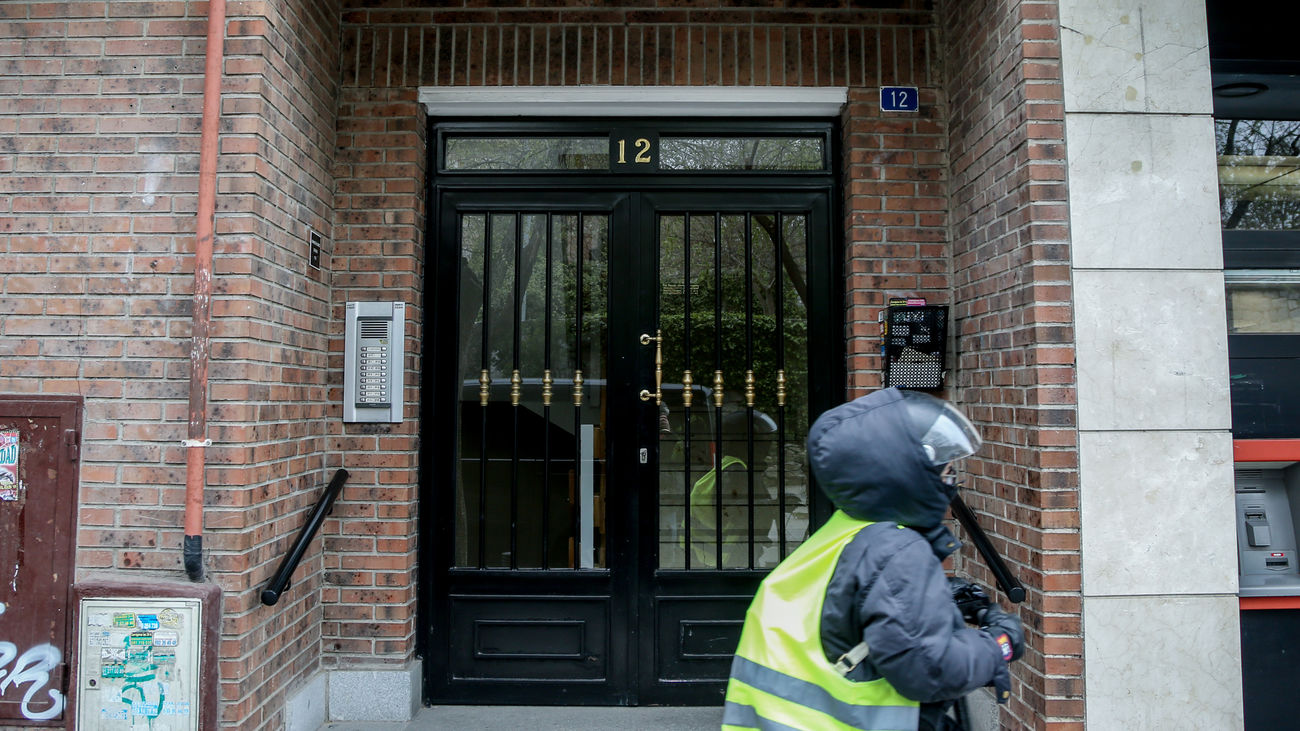 Las Rozas: buscan la mochila del menor implicado en la muerte de la pareja de su abuelo