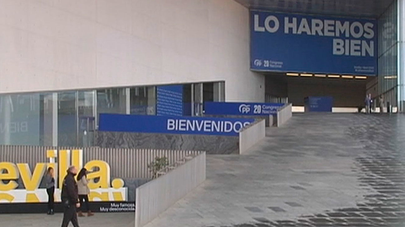 Los populares afrontan su XX Congreso Nacional en Sevilla bajo el lema 'Lo haremos bien'