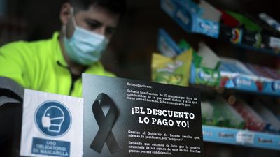 Caos, confusión, desesperación, problemas técnicos y cierres de gasolineras en el primer día del descuento