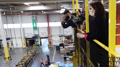 Ayuso pretende convertir Madrid en el “verdadero epicentro de la logística e innovación”