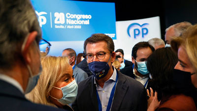 Feijóo incluye a Almeida y Serrano en la Ejecutiva y recupera a Cobo, Nuñez y Pastor