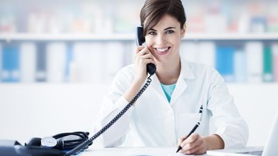 Madrid activará un sistema de llamadas para recordar a los pacientes sus citas programadas en hospitales