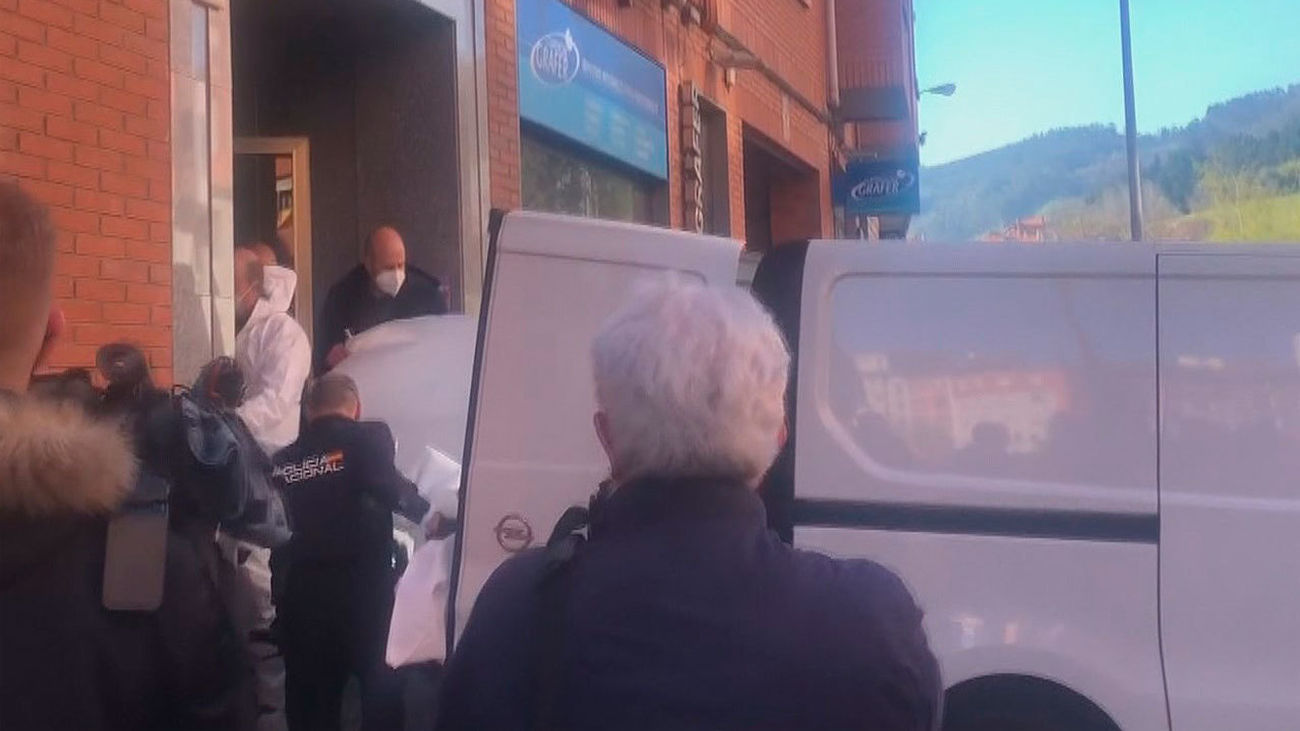 Una joven de 14 años muere apuñalada en Oviedo