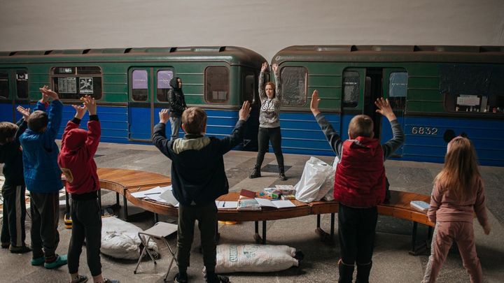 Actividades para niños en el metro de Jarkov / EUROPA PRESS