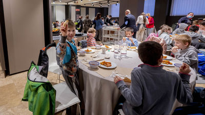 Madrid aprueba 600.000 euros para la asistencia a los refugiados ucranianos