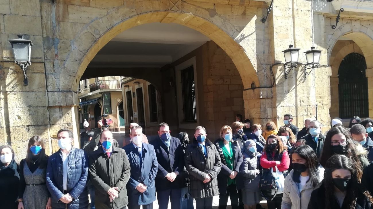 Continúa la investigación para esclarecer el asesinato de una niña de 14 años en Oviedo a manos de un vecino