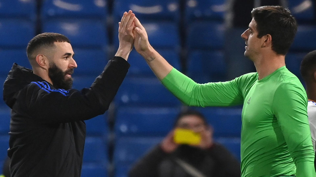 Courtois no se fía del Chelsea: "No podemos pensar que está hecho"