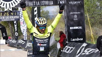 Pilar Fernández y Néstor González conquistan las Atalayas del Jarama