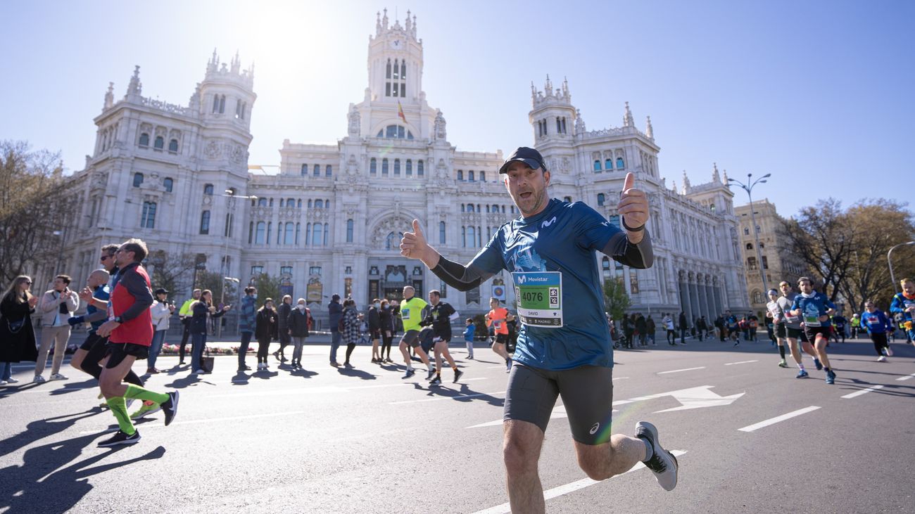 Miles de corredores participan en el Madrid Medio Maratón