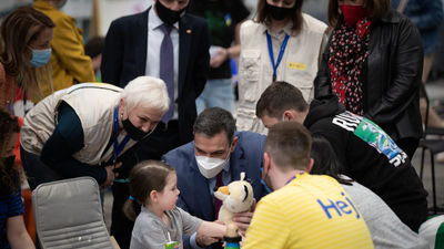 Sánchez cifra en 110.000 los refugiados ucranianos acogidos por España desde el inicio de la guerra