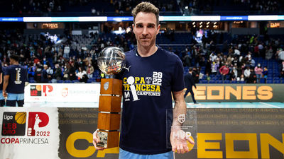 Alex Urtasun: "Ganar al Granada sería un paso decisivo para el ascenso"