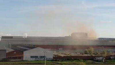 La Policía de Getafe levanta acta por una humareda marrón procedente de la fundición de Corrugados