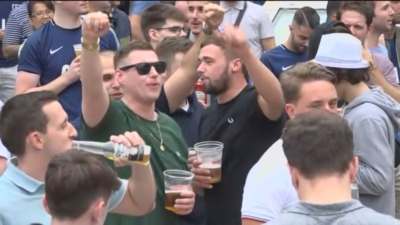 Temor entre los vecinos del centro de Madrid ante la llegada de ‘hooligans’ por la Champions