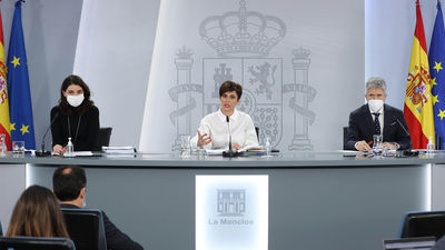 El Gobierno critica que el PP "se abrace" a la ultraderecha en Castilla y León