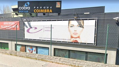 El único complejo deportivo de Parque Coimbra, en Móstoles, amenaza con cerrar
