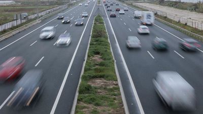 Circulación fluida en las carreteras españolas al inicio del Viernes Santo