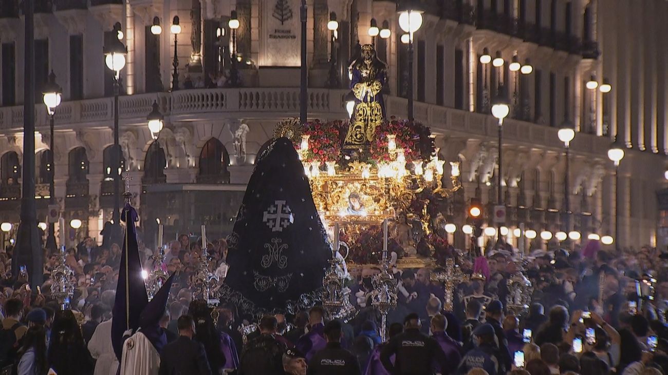 La Virgen de la Soledad recibe a Jesús de Medinaceli