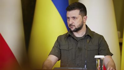 Zelenski pide estar alerta ante el posible uso de armamento nuclear por parte de Rusia