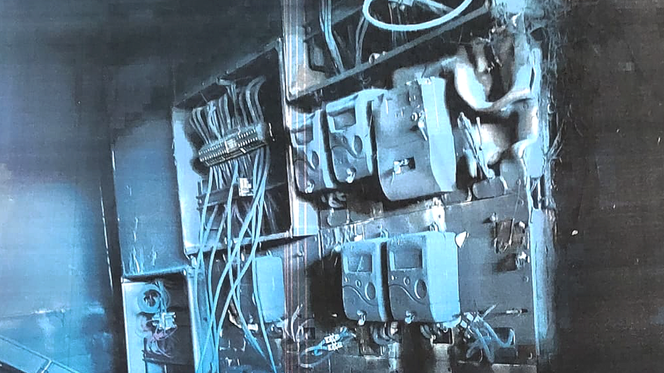 Los vecinos de un edificio de Fuenlabrada llevan 17 días sin luz por una sobrecarga