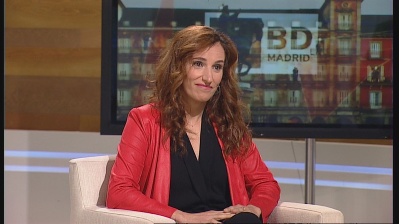 Mónica García: “Hay una red clientelar de sinvergüenzas que se ha enriquecido de una pandemia”