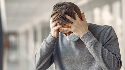 ¿Vamos a tener menos dolores de cabeza al reducir el uso de la mascarilla?