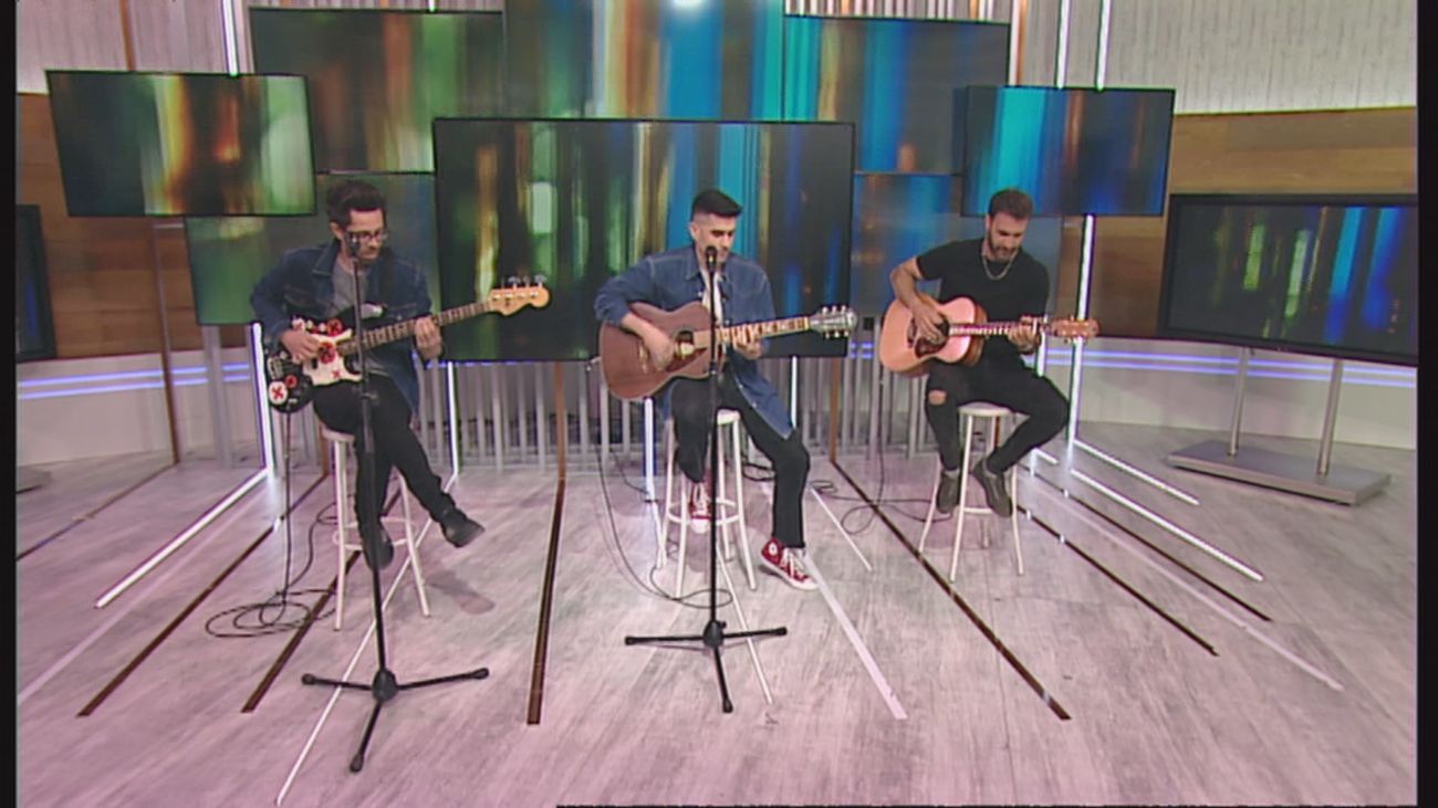Pignoise presentan en Telemadrid su nuevo single: 'Huesos'