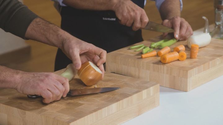 Receta de sopa de pan y ajo