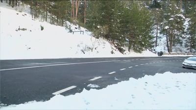 Permanece el paso a la M-604 cerrado a camiones y vehículos articulados