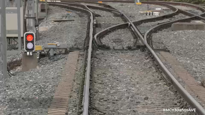 Este cambiador modifica el ancho de las ruedas de los trenes sobre la marcha