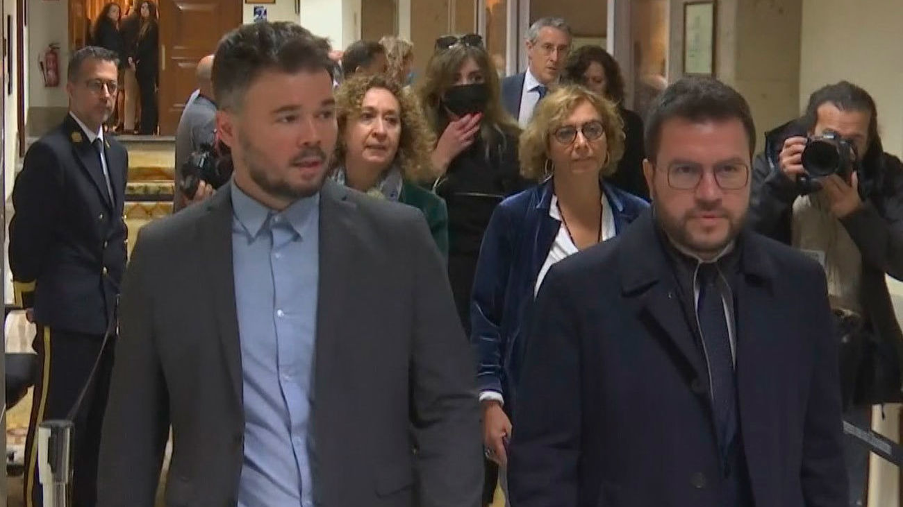 Frente común contra el Gobierno de nacionalistas con Podemos por el presunto espionaje