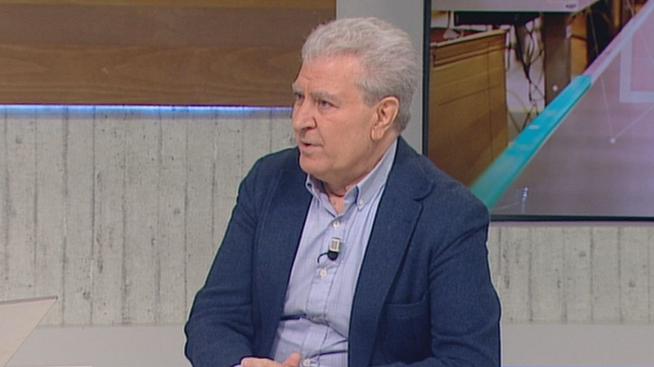 César Antonio Molina, exministro de Cultura: “Los planes de estudio han ido a peor y lo he visto en mis alumnos"