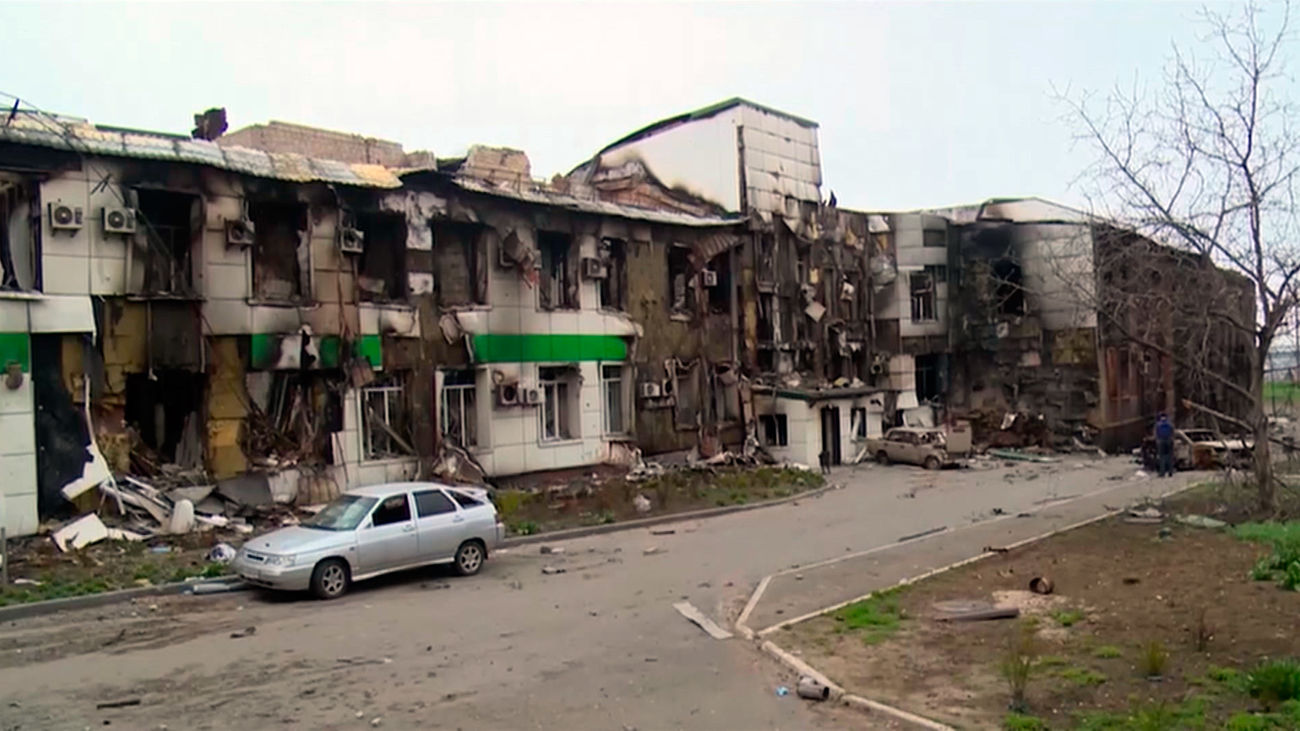 Guerra en Ucrania: Putin descarta asaltar la planta de Azovstal porque "no hay necesidad de meterse a estas catacumbas"