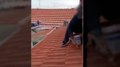 Así se juegan la vida en la obra algunos trabajadores extranjeros contratados de forma ilegal en Madrid