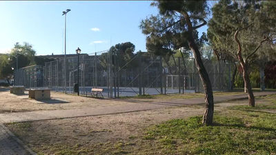 Parques tomados por las bandas latinas, la pesadilla de los vecinos en los barrios de Madrid