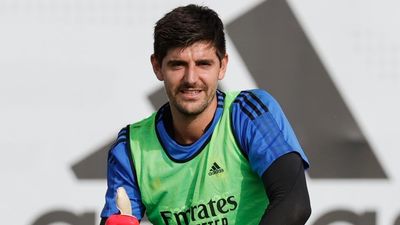 Courtois pasa la presión a su rival: "El City tiene el estrés de jugarse dos competiciones"