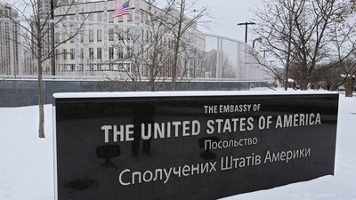 EE.UU. anuncia que sus diplomáticos regresan a Ucrania