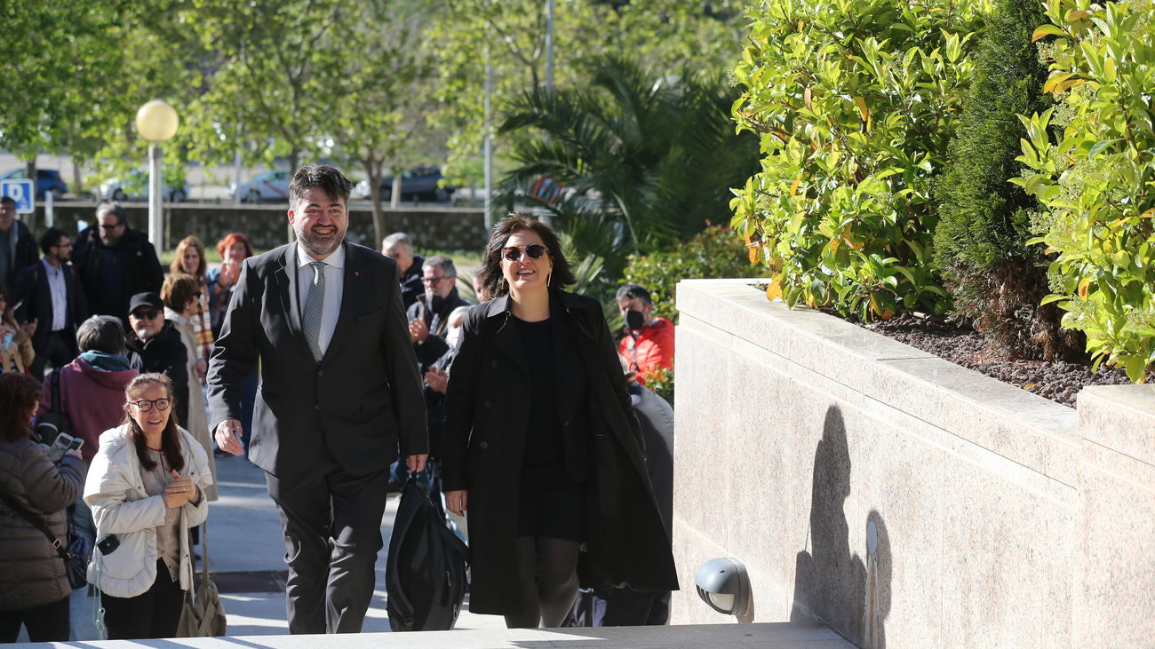 Los exconcejales de Ahora Madrid Carlos Sánchez Mato y Celia Mayer a su llegada a la Audiencia Provincial de Madrid