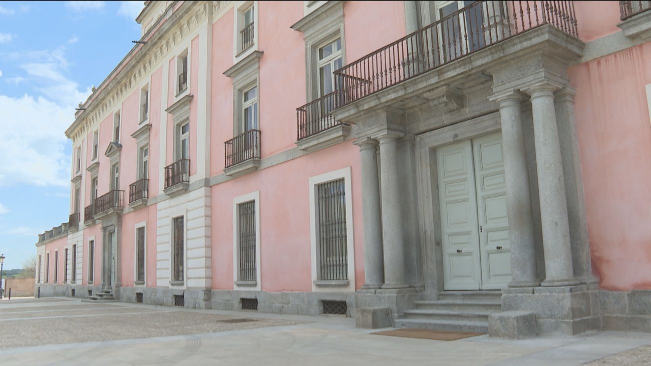 Trabajos para recuperar los jardines del Palacio de Boadilla