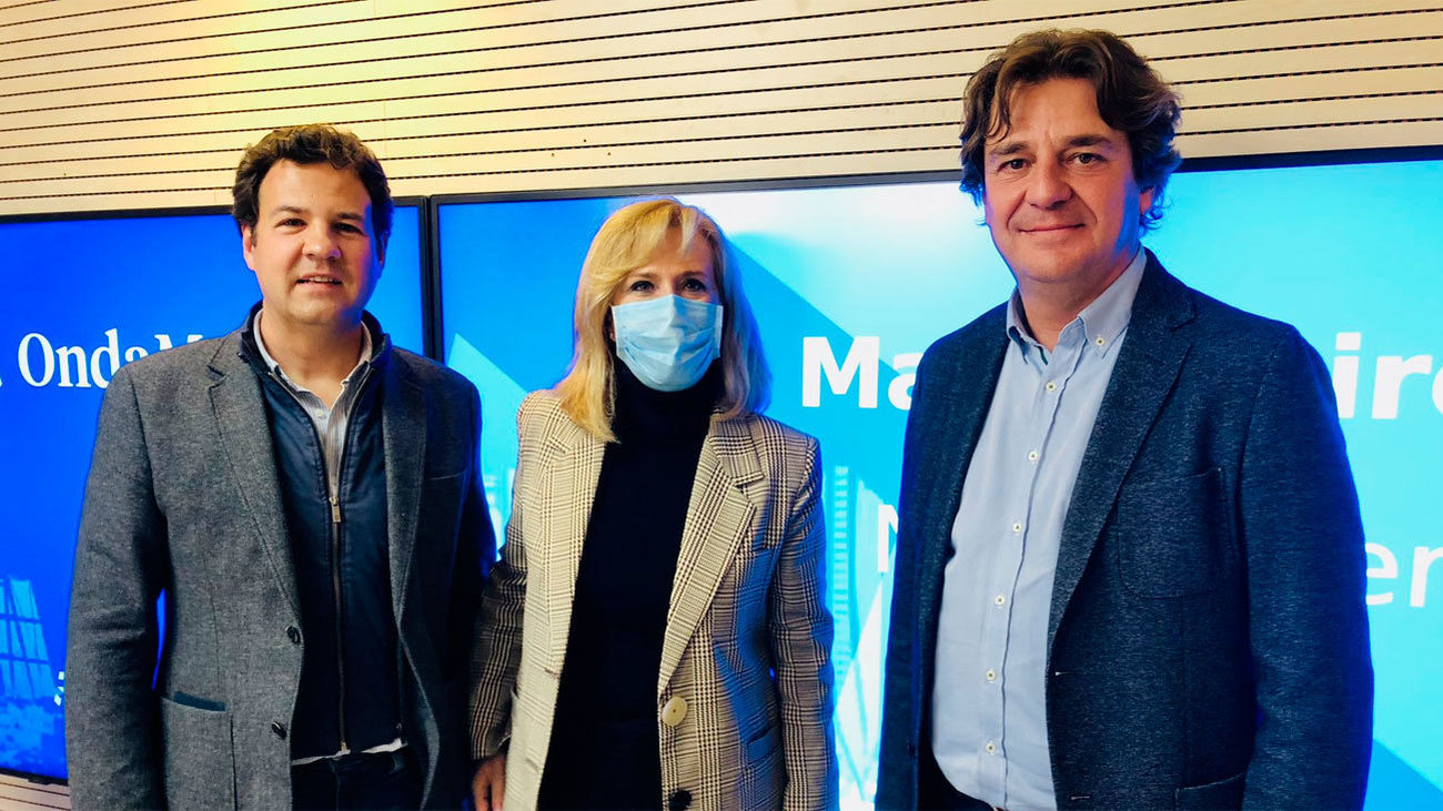 Javier Ayala y José de la Uz  debaten en Com.Permiso