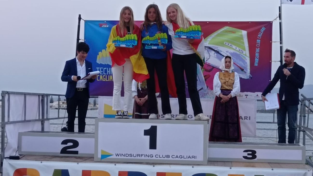 Andrea Martínez en el podio