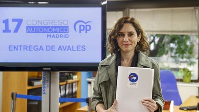 Ayuso presenta los avales necesarios a su candidatura para presidir el PP de Madrid