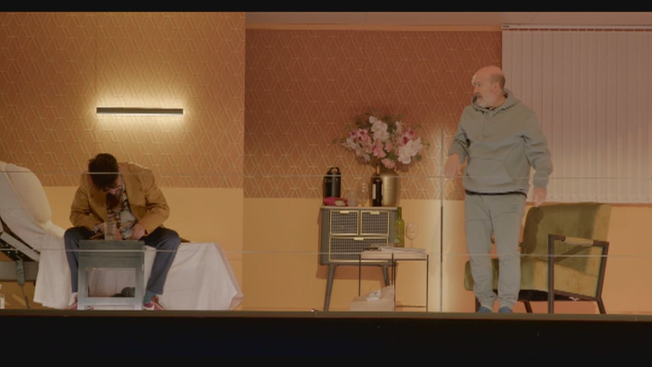 Javier Cámara vuelve a los escenarios con ‘Los farsantes’ en el Teatro Valle Inclán