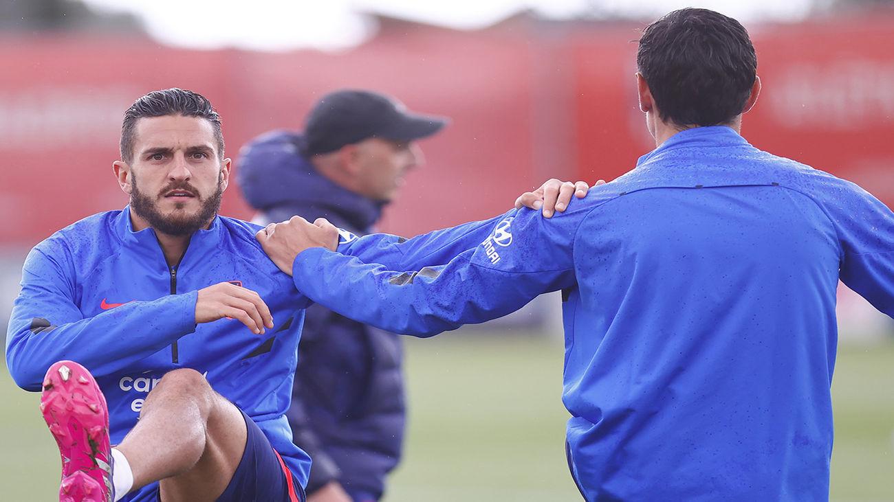 Simeone reafirma su once para San Mamés, con Suárez y sin Koke