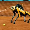 Así vigila 'Yellow', el perro robot del Mutua Madrid Open