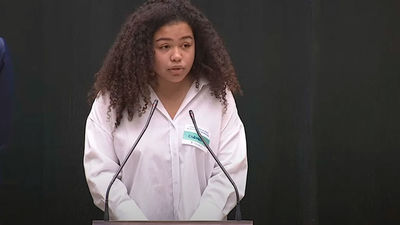 Los menores extranjeros piden en el Pleno juvenil de Madrid que finalice la "campaña política" en su contra