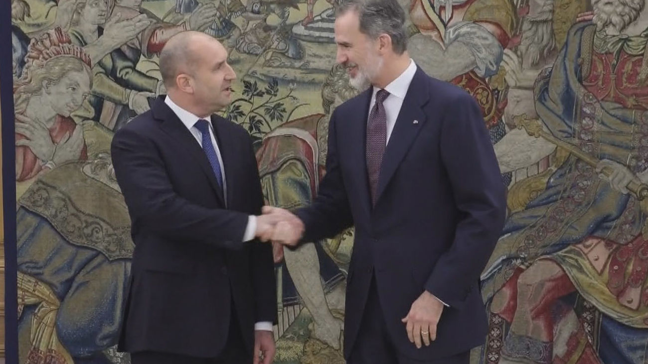 Los Reyes ofrecen un almuerzo al presidente búlgaro y a su esposa de visita oficial en España