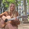 Así es Neva, la cantante andaluza que quiere impulsar su carrera musical en Madrid