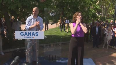 Ayuso cree que "el problema" se llama Pedro Sánchez: "No hay socialismo, hay santidad"