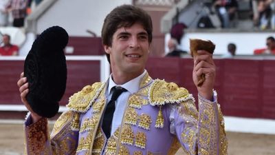 Francisco de Manuel y Ángel Sánchez cortan una oreja por coleta en San Martín de Valdeiglesias - Parte 1ª