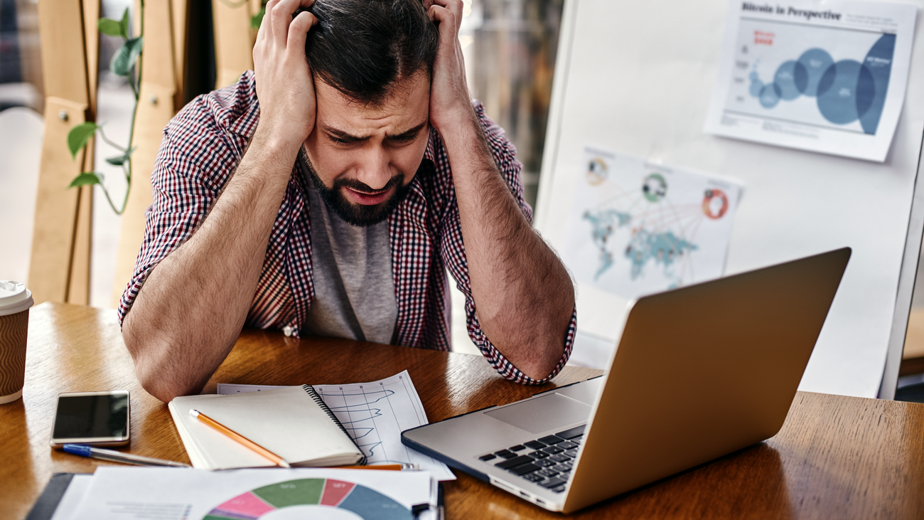 180 estafados por el cierre inesperado de una empresa de cursos presenciales y online